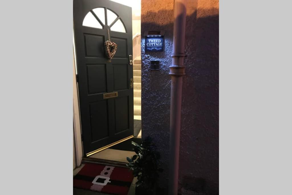 8A Tweed Cottage, Just Off The High St In Peebles Zewnętrze zdjęcie