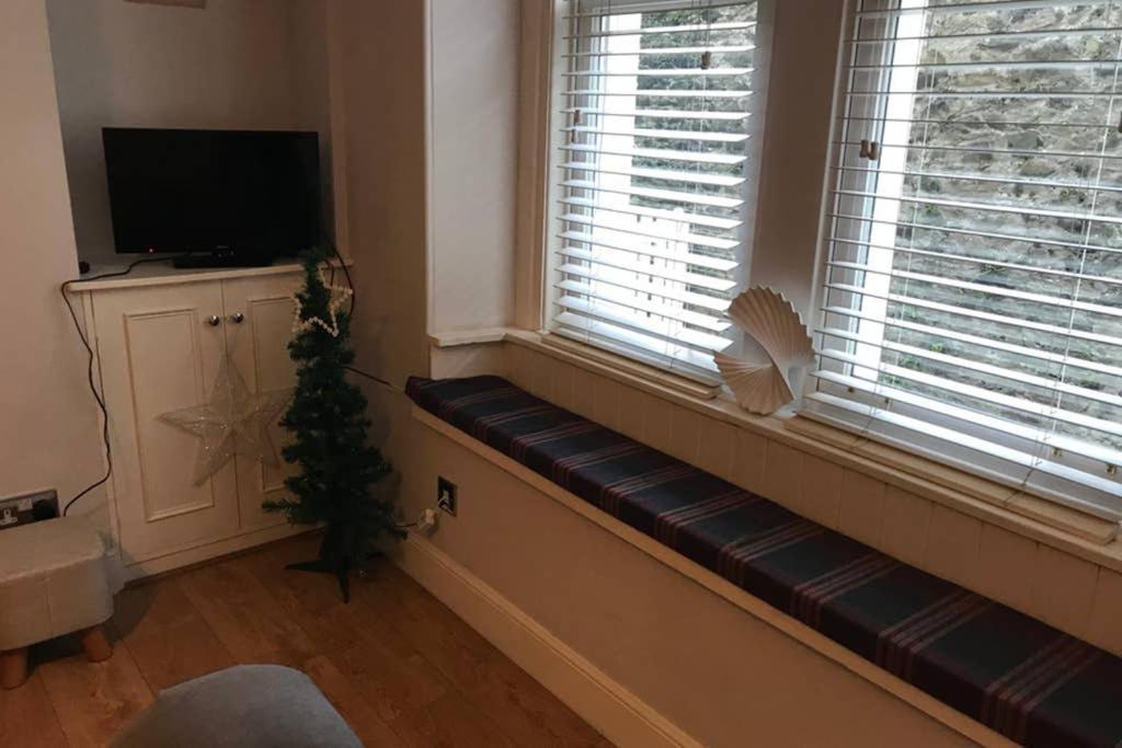 8A Tweed Cottage, Just Off The High St In Peebles Zewnętrze zdjęcie