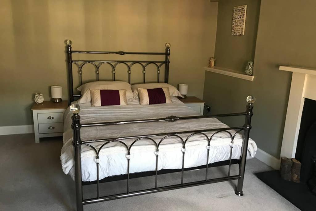 8A Tweed Cottage, Just Off The High St In Peebles Zewnętrze zdjęcie
